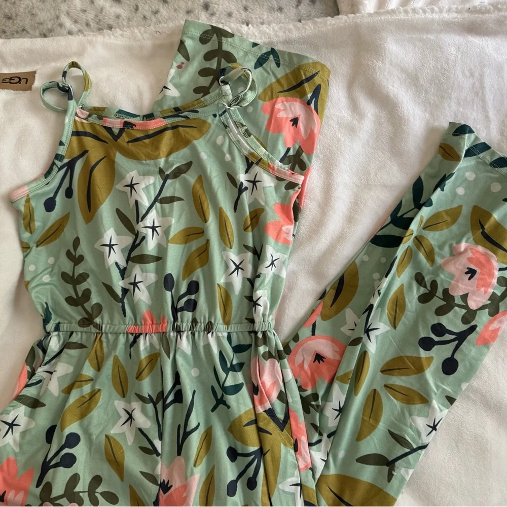 Oopsie Daisy Floral Sleeveless Romper for Kids - Picture 2 of 3